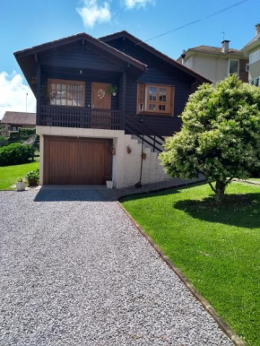RESIDENCIA FAMILIAR GRAMADO